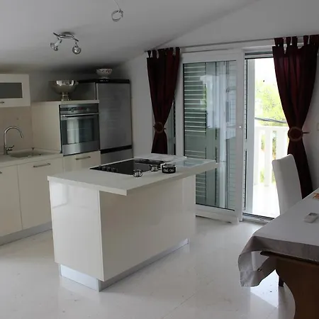 Apartment Vito *